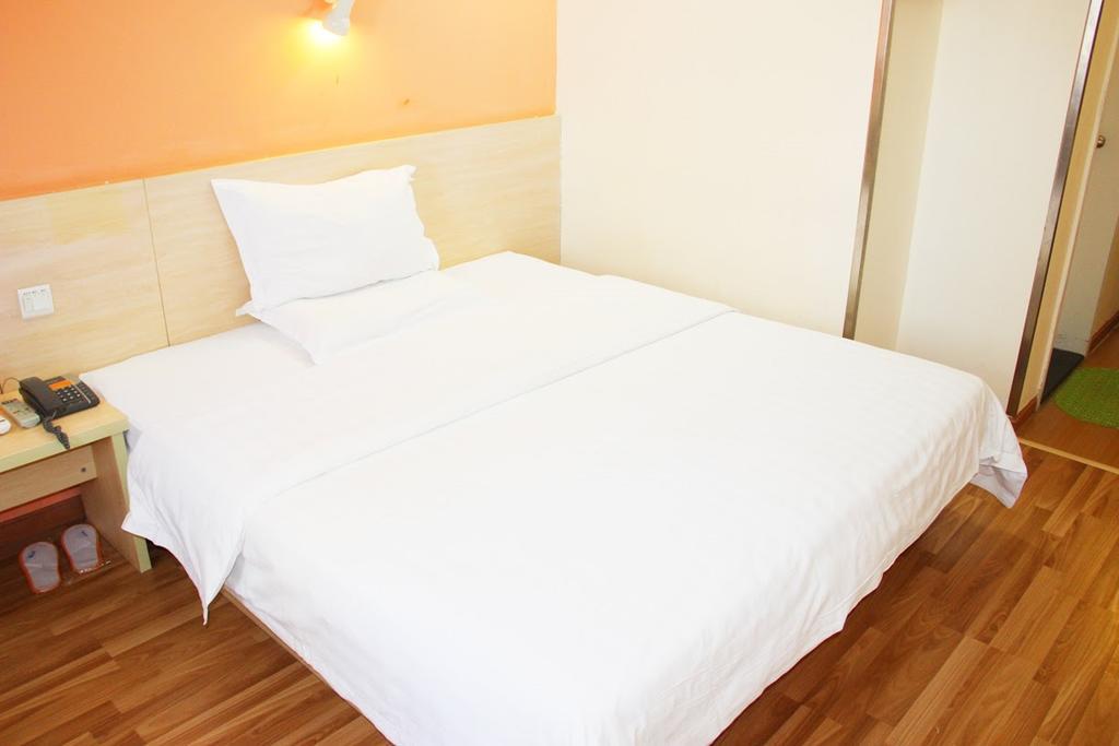7Days Inn Chongqing Daxigou Renhe Street Exterior foto